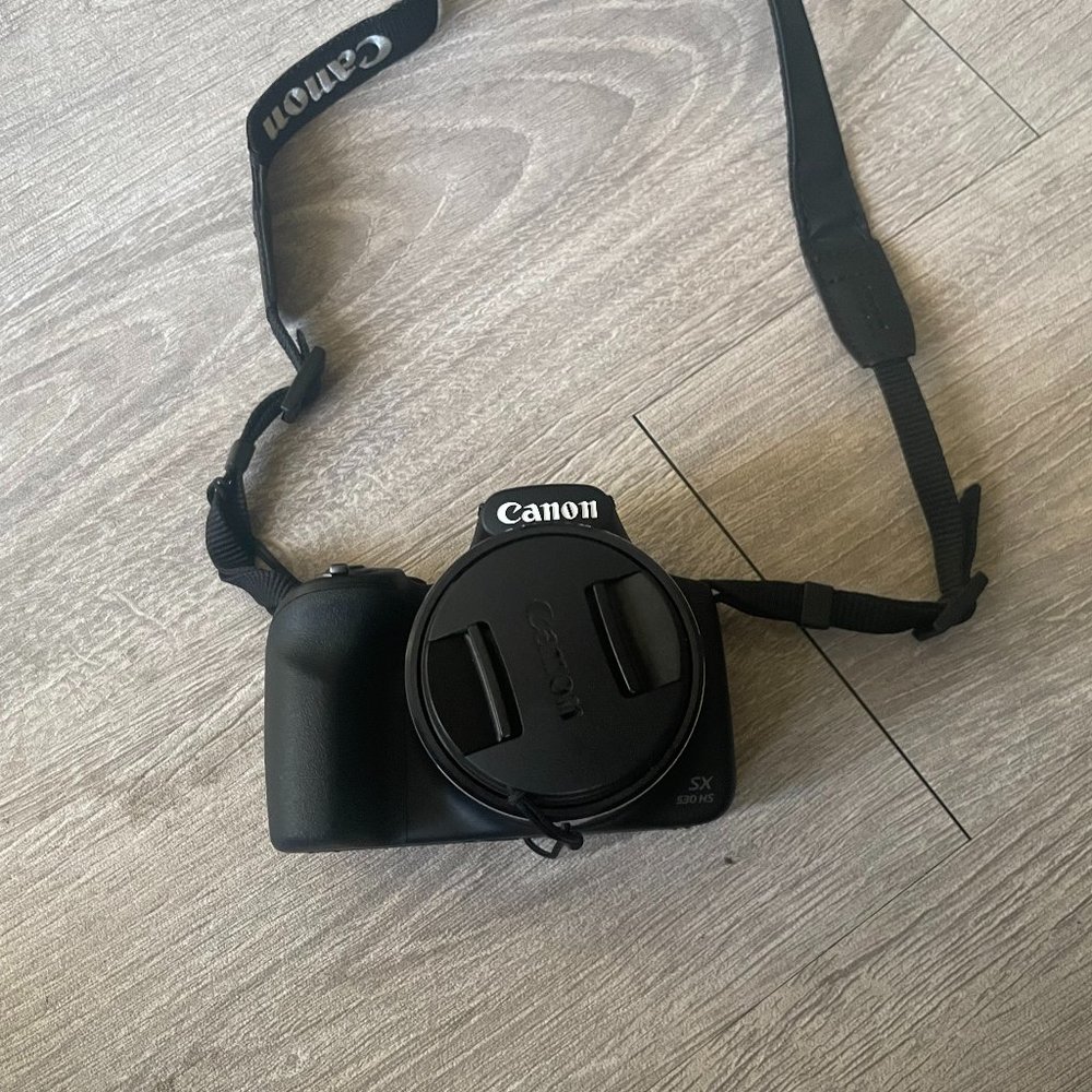 Canon PowerShot SX530 HS Camera Bundle